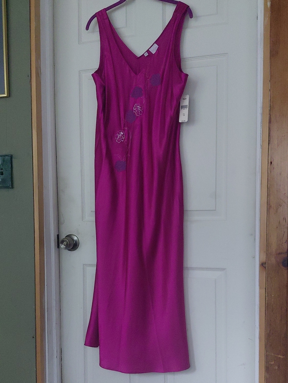 Enchanting By Sears Sleeveless V-Neck Fuchsia Embroidered Slip Dress Size 1X